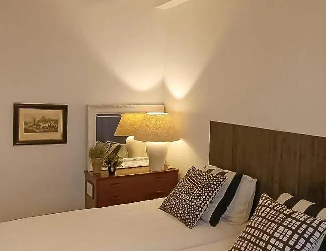 New! Beautiful City Apartment