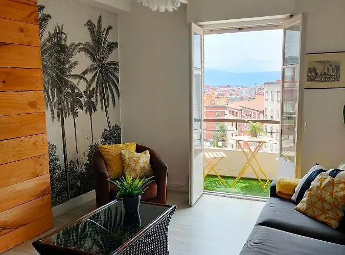New! Beautiful City Apartment Santander